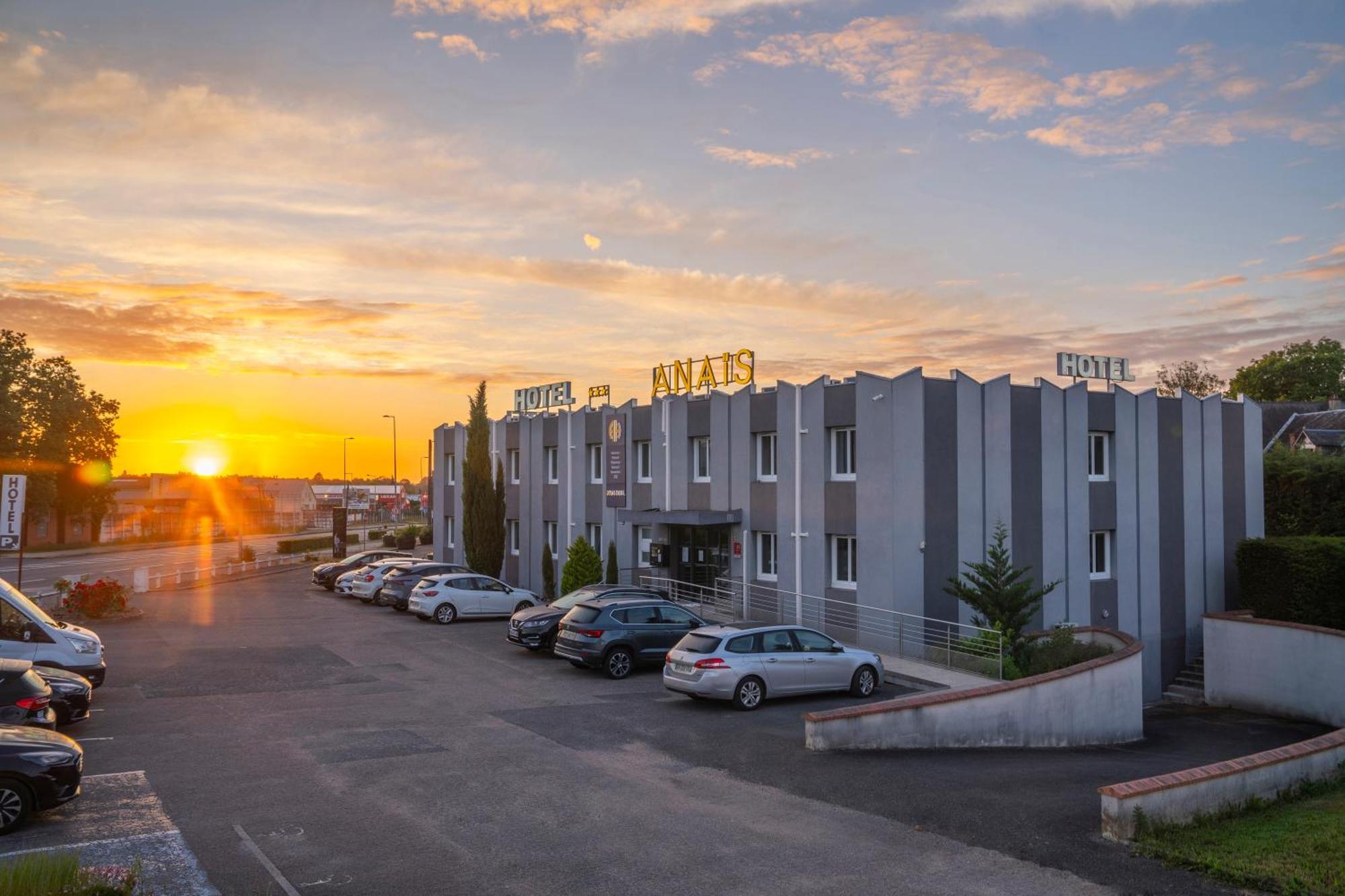 Anais Hotel Bourges Nord Saint-Doulchard Exterior foto