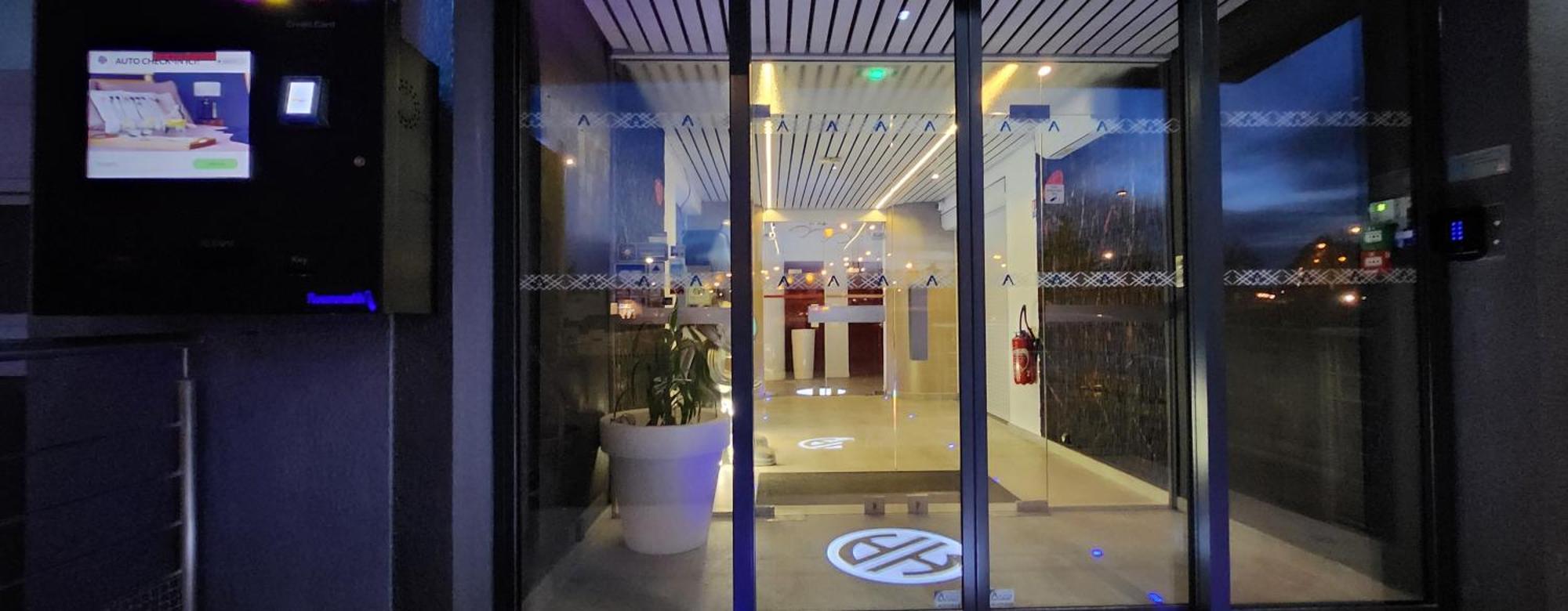 Anais Hotel Bourges Nord Saint-Doulchard Exterior foto